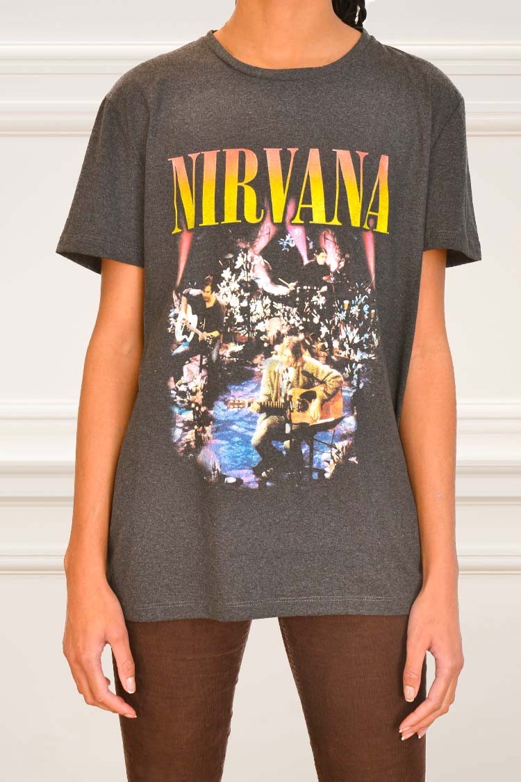 Lindsay top Nirvana